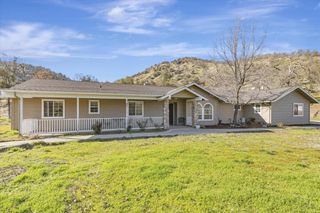 37985 Waxberry Lane, Yokuts Valley, CA 93675