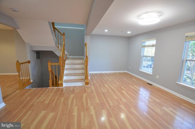 4 PALMETTO CT, Germantown, MD 20874