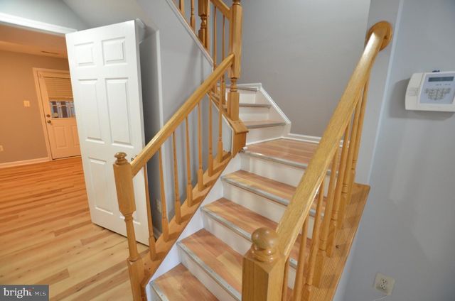 4 PALMETTO CT, Germantown, MD 20874