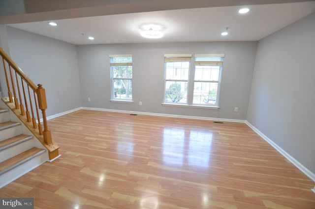 4 PALMETTO CT, Germantown, MD 20874