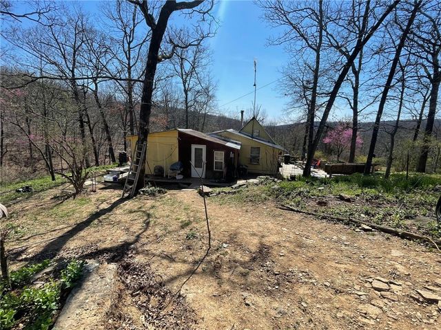 18995 Skylight Mountain Road, Canehill, AR 72717
