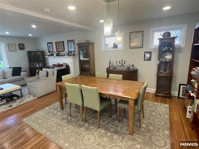 701 Sunderland Road, Teaneck, NJ 07666