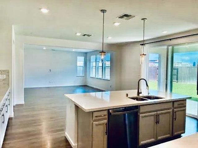 10491 Tavoras Ct, Elk Grove, CA 95757