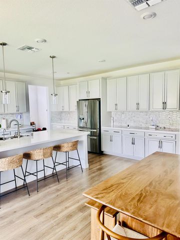 10491 Tavoras Ct, Elk Grove, CA 95757
