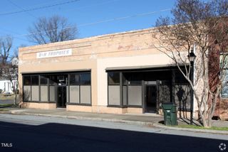 702 E Davis Street, Burlington, NC 27215