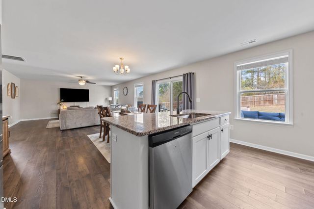 174 Cobra Lane, Raeford, NC 28376