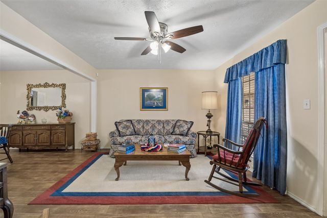 2903 Country Place Court, Carrollton, TX 75006