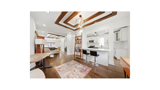 916 CLARENCE Avenue, New York City, NY 10465