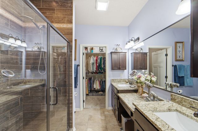 617 Timberview Drive, Adel, IA 50003