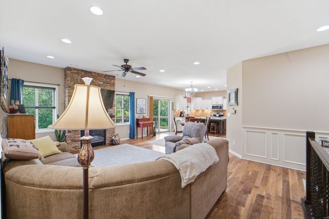 617 Timberview Drive, Adel, IA 50003