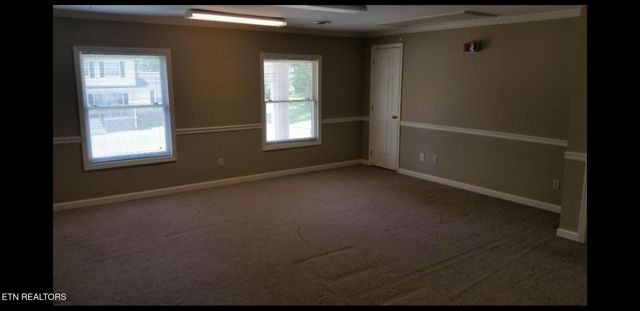 240 W West Tennessee Ave, Oak Ridge, TN 37830