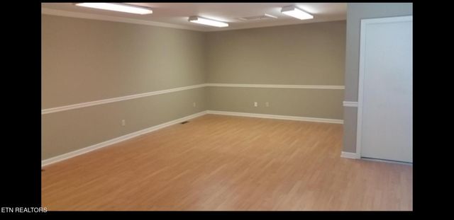 240 W West Tennessee Ave, Oak Ridge, TN 37830