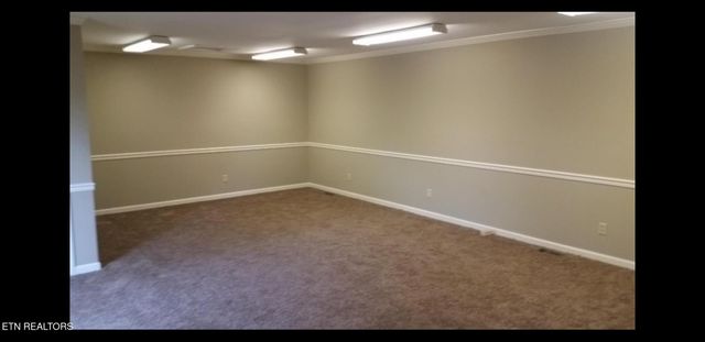 240 W West Tennessee Ave, Oak Ridge, TN 37830