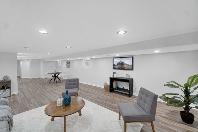 1707 E 93rd Street, Chicago, IL 60617