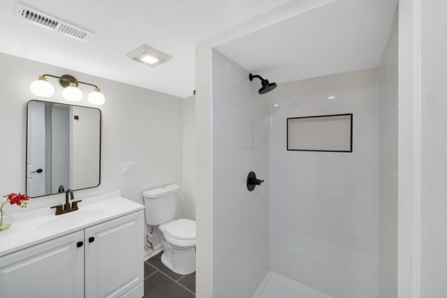 1707 E 93rd Street, Chicago, IL 60617