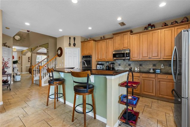 1352 OAKCREST COURT, Davenport, FL 33837