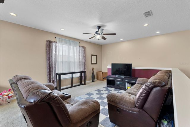 1352 OAKCREST COURT, Davenport, FL 33837