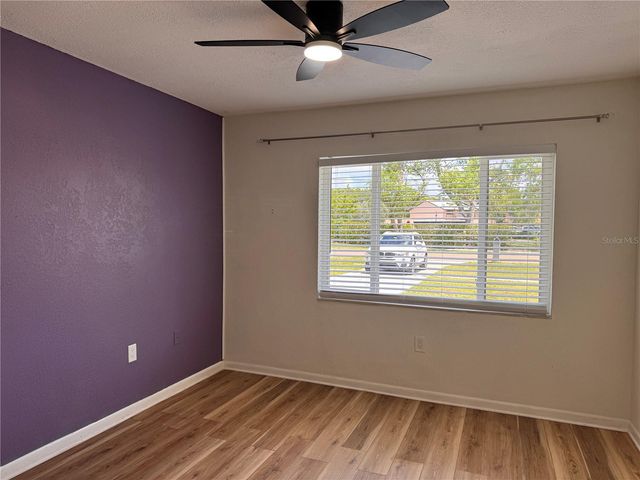 9554 86TH AVENUE, Seminole, FL 33777