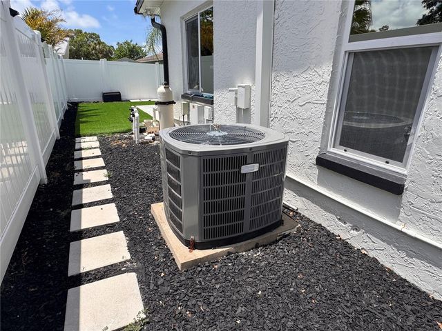 9554 86TH AVENUE, Seminole, FL 33777