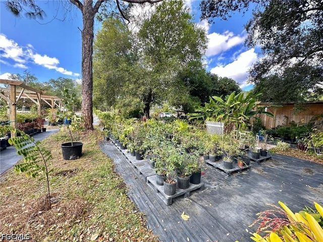 9320 Buckingham RD, Fort Myers, FL 33905