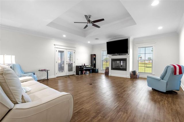 2915 N J B Carter Ln Lane, Lake Charles, LA 70615