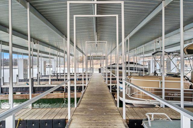 425 Eagle Drive, Reeds Spring, MO 65737