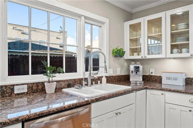 1929 E 6th Street, Long Beach, CA 90802