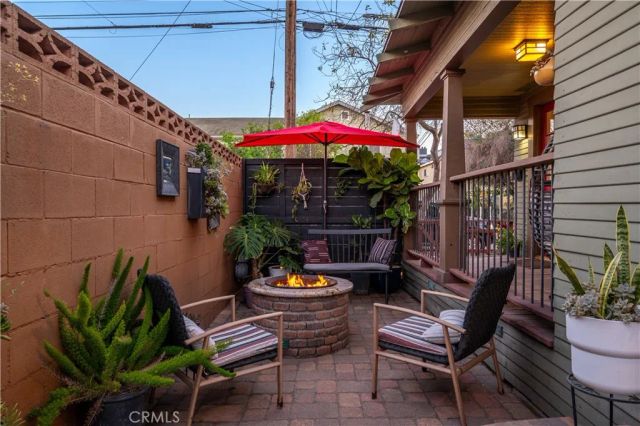 1929 E 6th Street, Long Beach, CA 90802