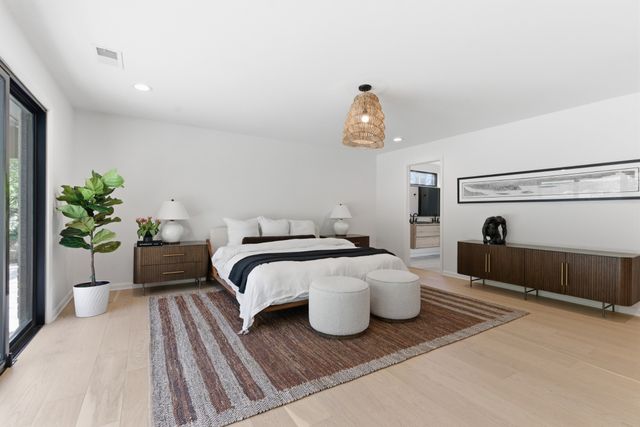 1805 Stonehaven Ct, Nashville, TN 37215