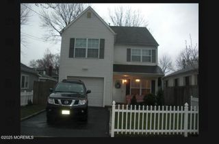 90 Monmouth Avenue, Middletown, NJ 07748