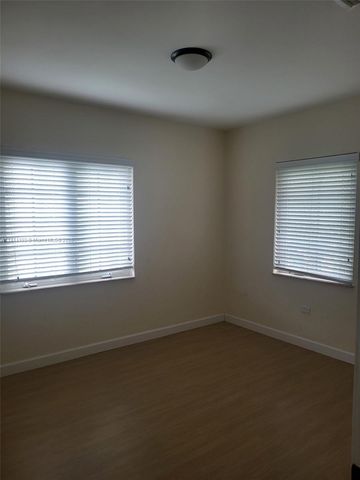 215 Sidonia Ave 4, Coral Gables, FL 33134