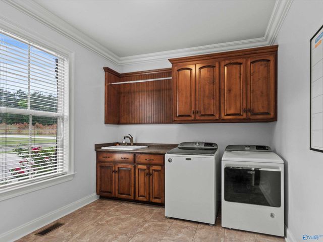 14370 Muirfield Drive, Athens, AL 35613