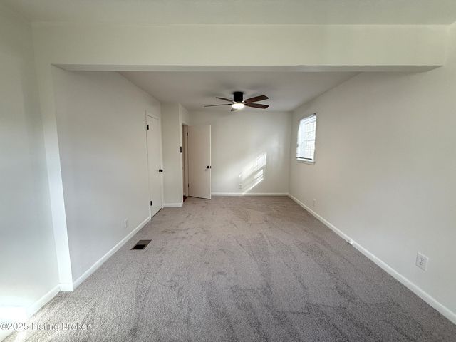 508 Fenley Ave, Lyndon, KY 40222