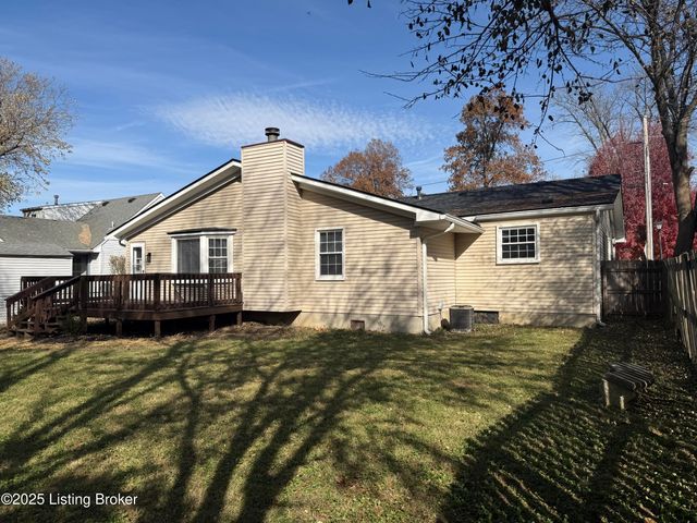 508 Fenley Ave, Lyndon, KY 40222