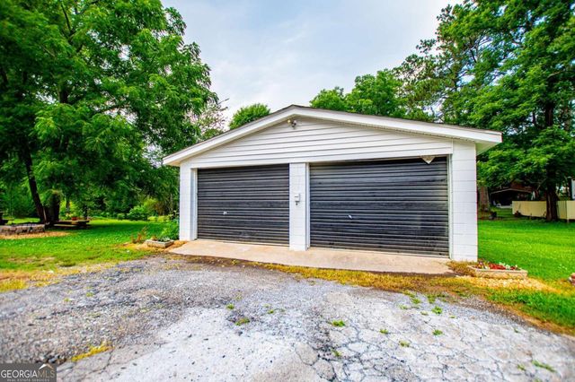 505 College Street, Bowdon, GA 30108