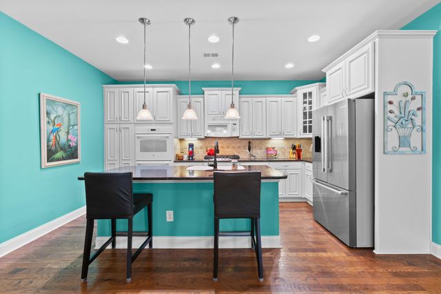 252 Village Stone Circle, Summerville, SC 29486