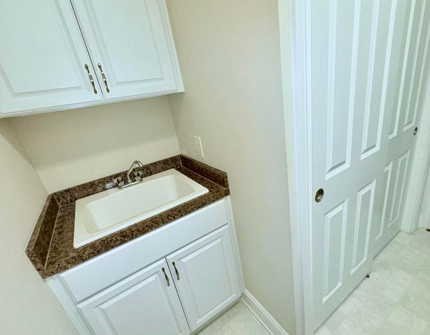 252 Village Stone Circle, Summerville, SC 29486