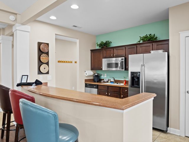 252 Village Stone Circle, Summerville, SC 29486