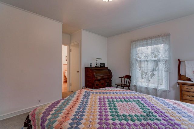 1520 OAKCREST COURT, Appleton, WI 54914