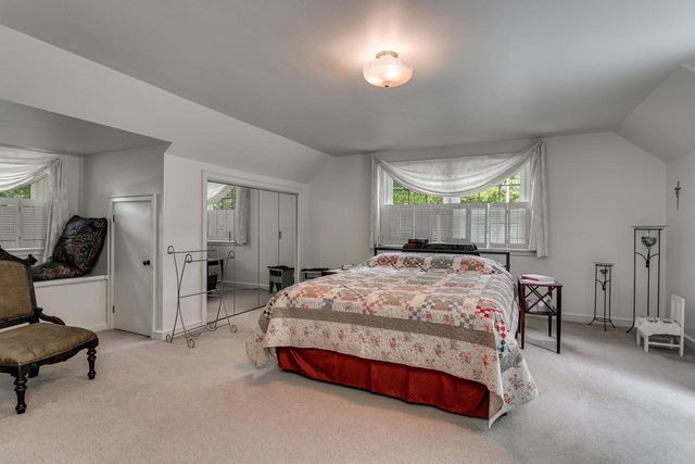 1520 OAKCREST COURT, Appleton, WI 54914