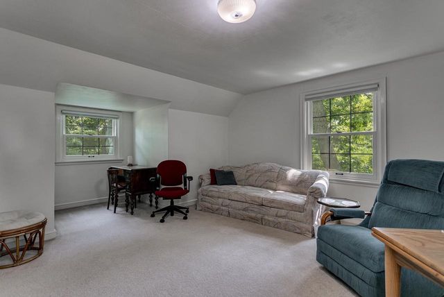1520 OAKCREST COURT, Appleton, WI 54914