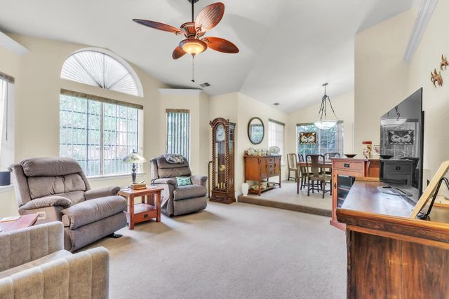 8120 Ella Ct, Citrus Heights, CA 95610