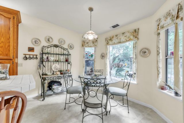 8120 Ella Ct, Citrus Heights, CA 95610