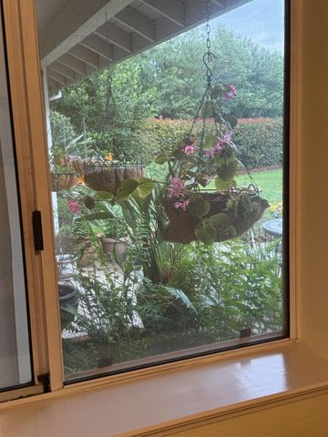 8120 Ella Ct, Citrus Heights, CA 95610