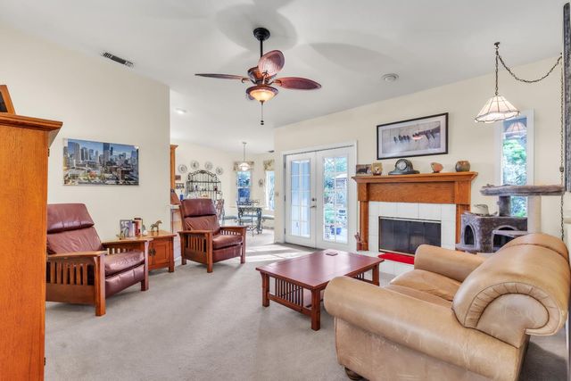 8120 Ella Ct, Citrus Heights, CA 95610