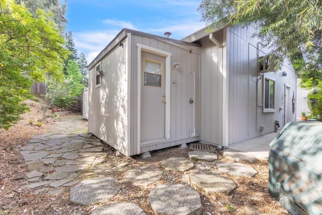 8120 Ella Ct, Citrus Heights, CA 95610