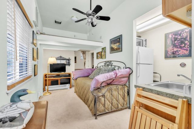 8120 Ella Ct, Citrus Heights, CA 95610