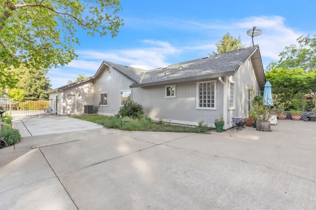 8120 Ella Ct, Citrus Heights, CA 95610
