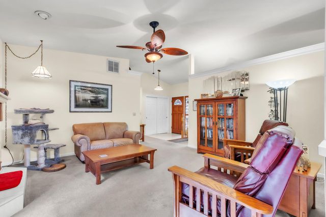 8120 Ella Ct, Citrus Heights, CA 95610