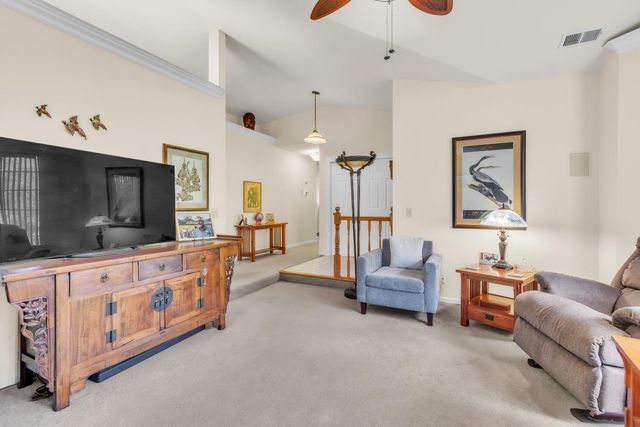 8120 Ella Ct, Citrus Heights, CA 95610